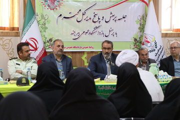 جلسه پرسش و پاسخ مدیرکل زندان های استان خراسان جنوبی با کارکنان بازداشتگاه عمومی