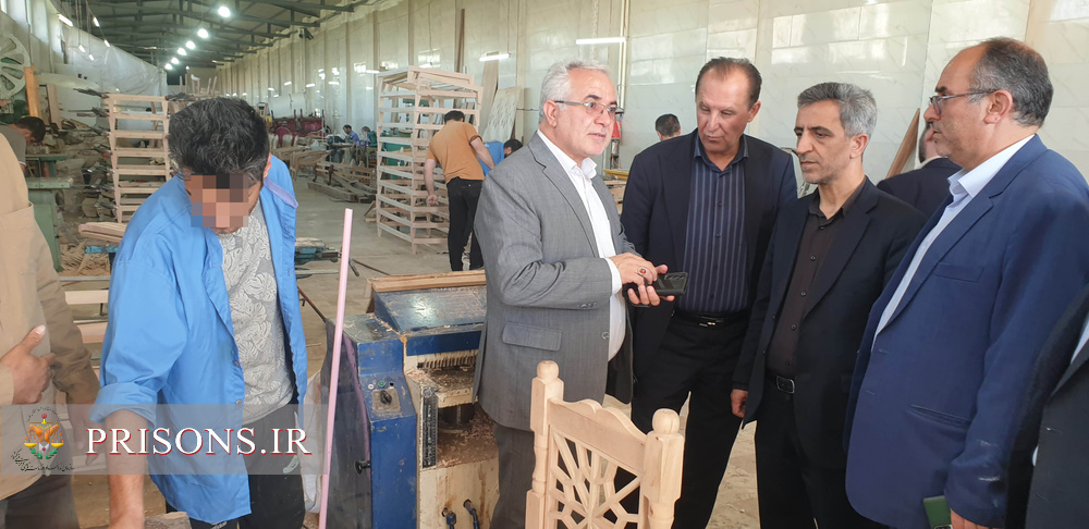 بازدید نمایندگان مجلس شورای اسلامی از زندان‌های مرکز زنجان
