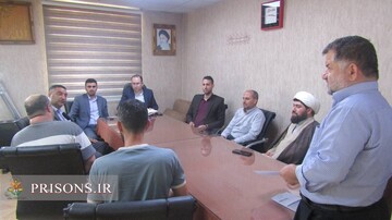 بازدید مسئولان قضایی شهرستان رودبار از زندان این شهرستان بازدید کردند 

