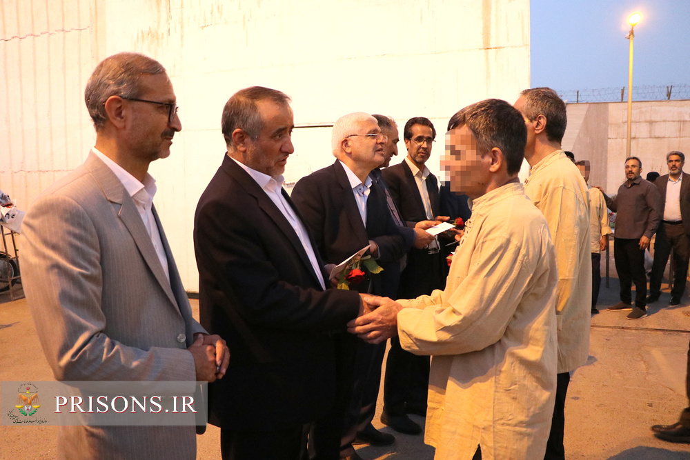 آزادی ۹ زندانی همزمان با بازدید استاندار و رئیس‌کل دادگستری خراسان جنوبی از زندان بیرجند